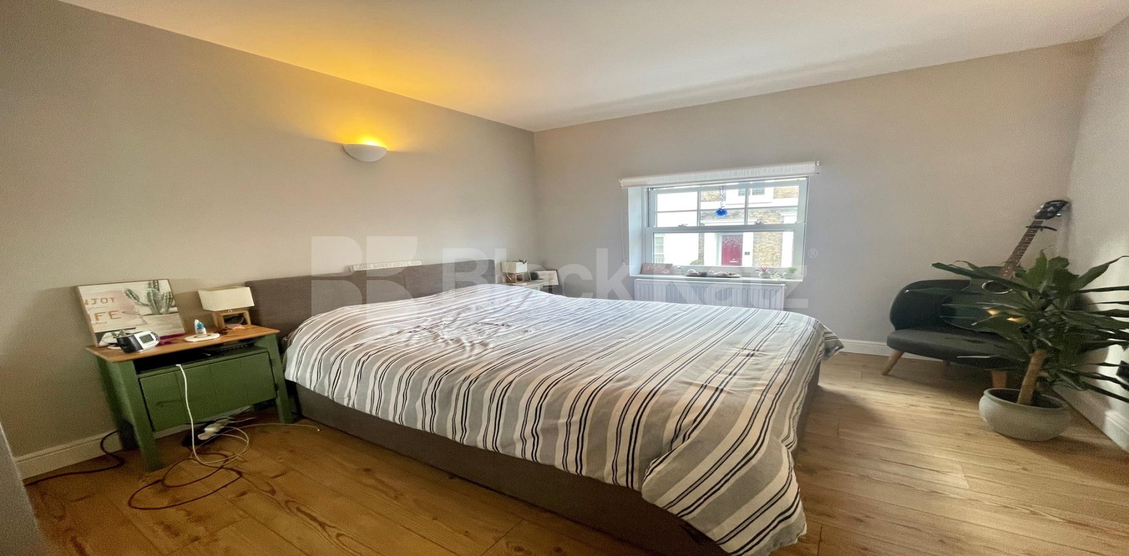 			LET , 1 Bedroom, 1 bath, 1 reception Apartment			 Pensbury Place, Clapham Old Town